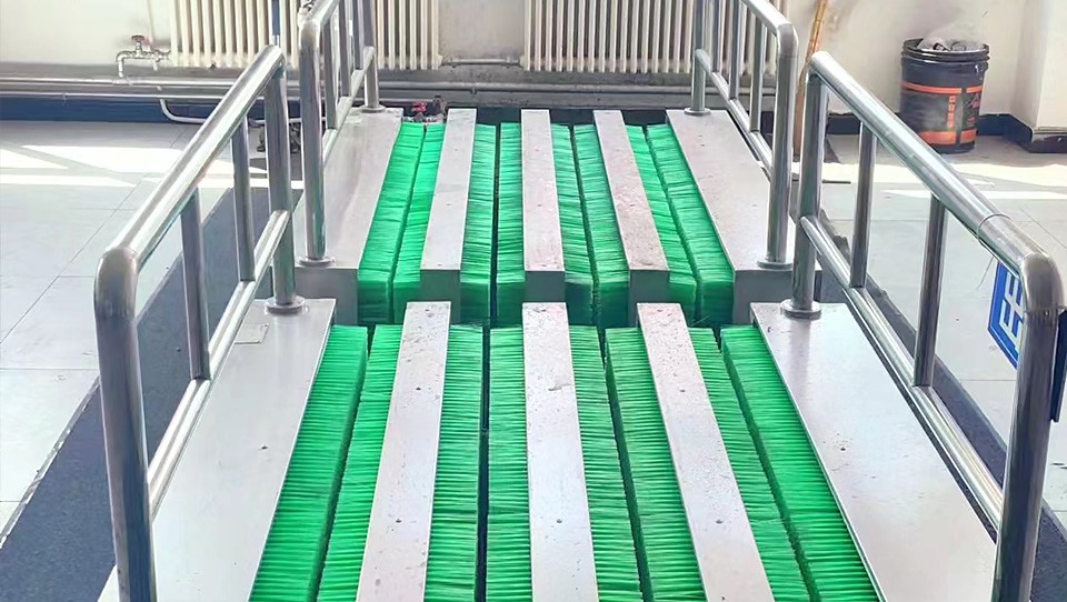 府谷能源投資集團(tuán)五一礦業(yè)有限公司(洗靴機(jī))項(xiàng)目案例 府谷能源投資集團(tuán)五一礦業(yè)有限公司(洗靴機(jī))項(xiàng)目案例